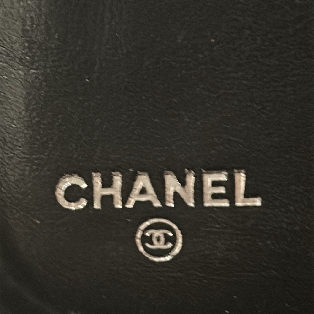 Chanel W/COA Camellia Makeup Palette Long Wallet - Picture 4 of 7
